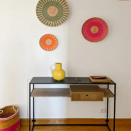 Διαμέρισμα App 94 M2, Balcon, Ascenseur, 2 Ch, 4 Couchages