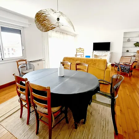 App 94 M2, Balcon, Ascenseur, 2 Ch, 4 Couchages Διαμέρισμα *