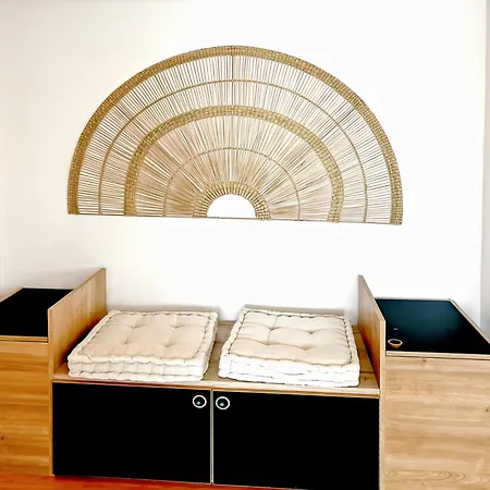 Διαμέρισμα App 94 M2, Balcon, Ascenseur, 2 Ch, 4 Couchages *