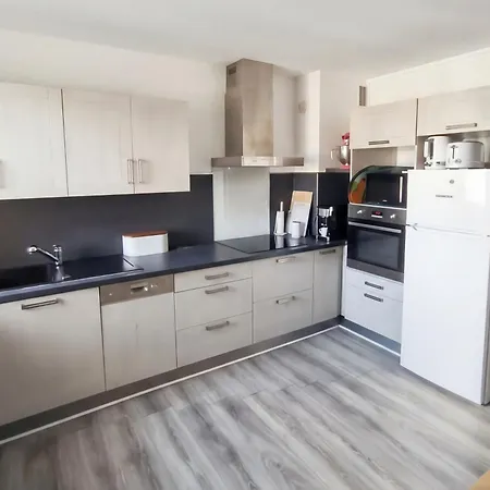 App 94 M2, Balcon, Ascenseur, 2 Ch, 4 Couchages * Aurillac