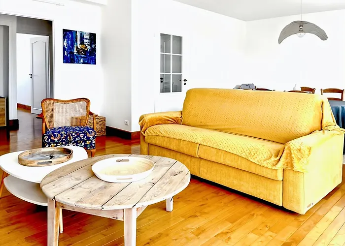 Appartement App 94 M2, Balcon, Ascenseur, 2 Ch, 4 Couchages *