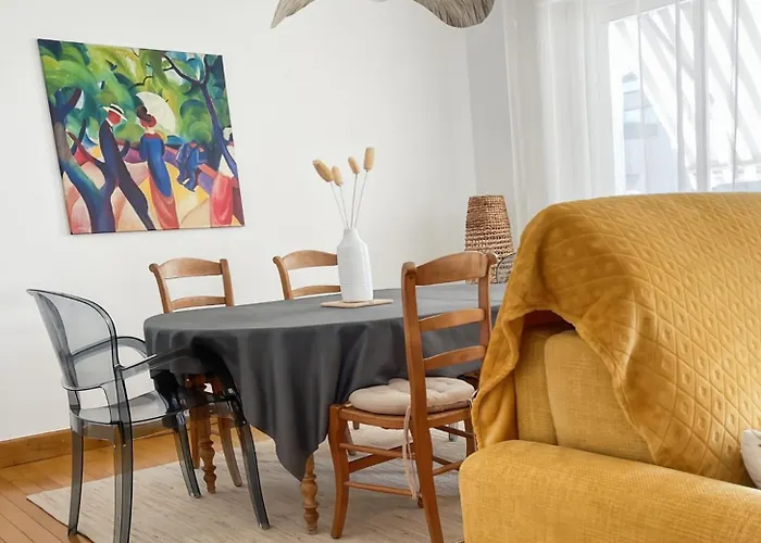 App 94 M2, Balcon, Ascenseur, 2 Ch, 4 Couchages Appartement Aurillac