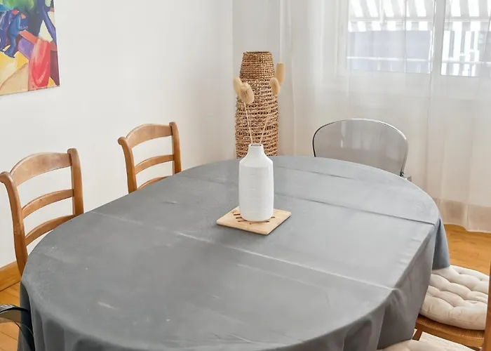 App 94 M2, Balcon, Ascenseur, 2 Ch, 4 Couchages Aurillac