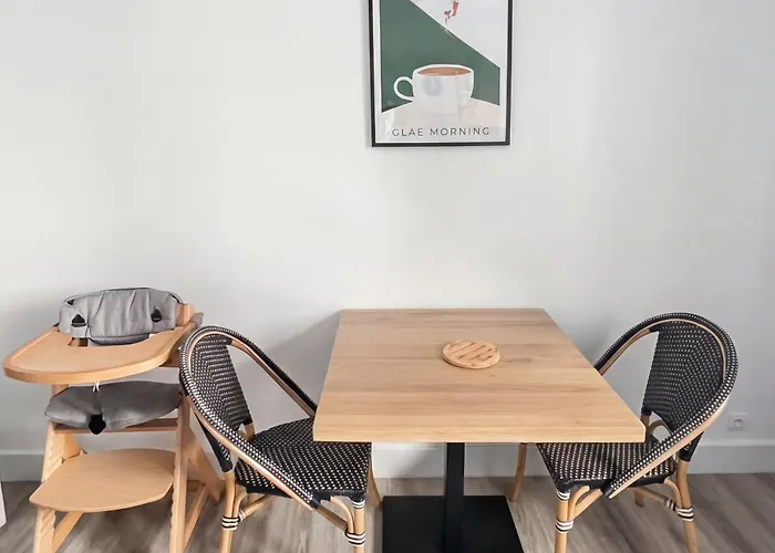 App 94 M2, Balcon, Ascenseur, 2 Ch, 4 Couchages Aurillac